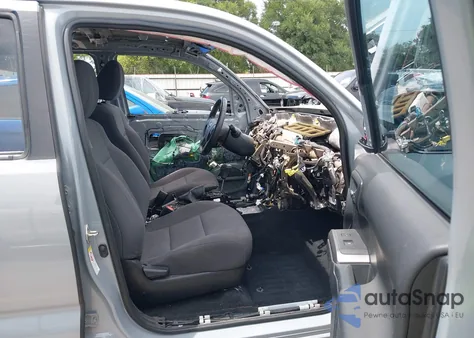 2019 Toyota Tacoma Trd Sport from USA, damaged, VIN 3TMAZ5CN2KM096096